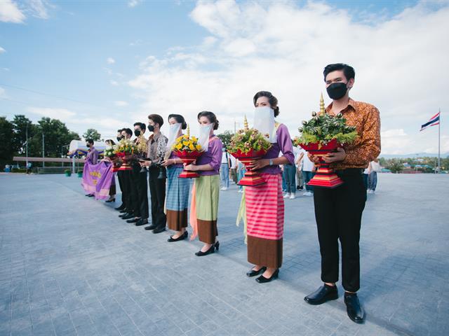 ประเพณีเดินเข้า ม. มหาวิทยาลัยพะเยา