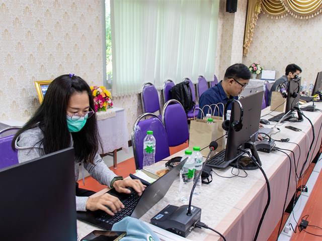 ศูนย์ภาษาคณะศิลปศาสตร์ จัดทดสอบวัดความรู้ภาษาอังกฤษ ระดับปริญญาตรี  สำหรับนิสิตรหัส 64 เพื่อเปิดใช้งานโปรแกรมสำเร็จรูป แบบออนไลน์