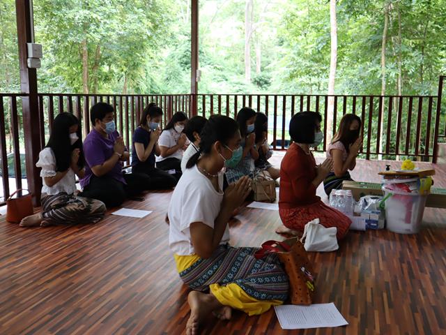 คณะทันตแพทยศาสตร์ มหาวิทยาลัยพะเยา ได้จัดกิจกรรมทำบุญถวายเทียนพรรษา เนื่องในวันอาสาฬหบูชาและวันเข้าพรรษา