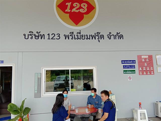 คณะเกษตรศาสตร์และทรัพยากรธรรมชาติ มหาวิทยาลัยพะเยา ร่วมกับศูนย์วิจัยและพัฒนาอาหารสัตว์เชียงราย ลงพื้นที่ผลิตและแปรรูปสับปะรดภูแล