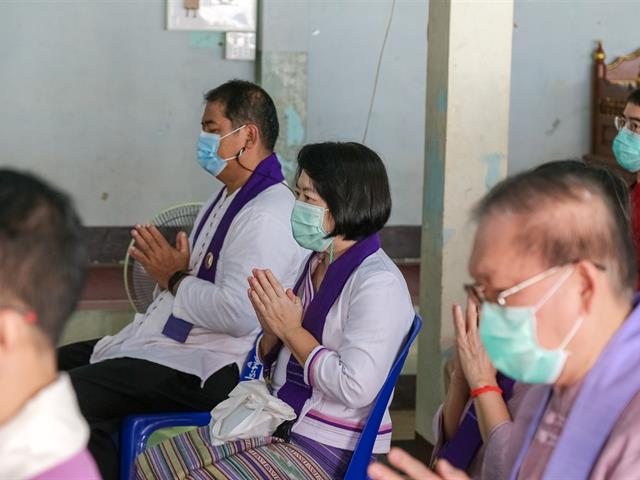 มหาวิทยาลัยพะเยา สืบสานประเพณีถวายเทียนพรรษา