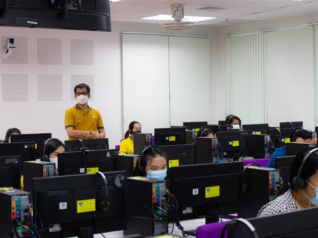 ศูนย์ภาษา คณะศิลปศาสตร์ ร่วมกับ กองการเจ้าหน้าที่ มหาวิทยาลัยพะเยา จัดอบรมโครงการพัฒนาทักษะการใช้ภาษาอังกฤษ สำหรับบุคลากรมหาวิทยาลัยพะเยา