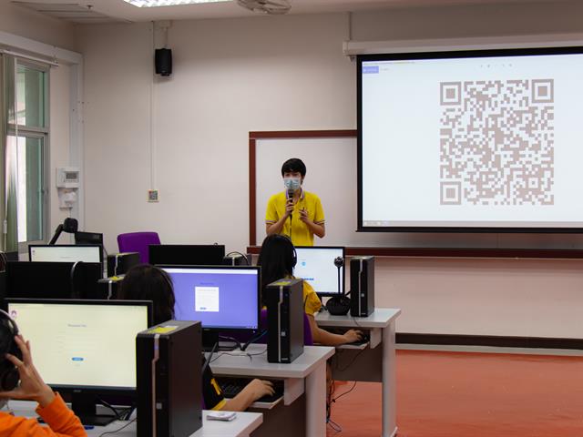ศูนย์ภาษา คณะศิลปศาสตร์ ร่วมกับ กองการเจ้าหน้าที่ มหาวิทยาลัยพะเยา จัดอบรมโครงการพัฒนาทักษะการใช้ภาษาอังกฤษ สำหรับบุคลากรมหาวิทยาลัยพะเยา