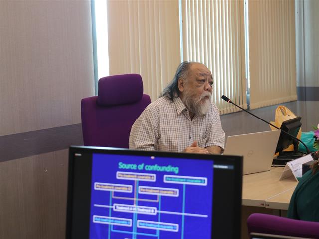 โครงการบ่มเพาะนักวิจัย