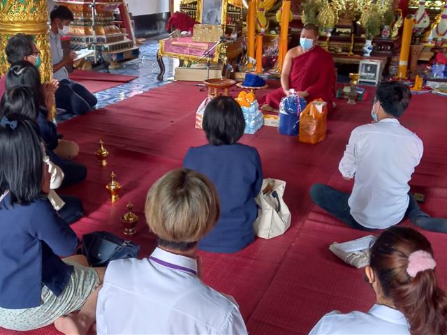 คณะเกษตรศาสตร์และทรัพยากรธรรมชาติ มหาวิทยาลัยพะเยา ได้จัดพิธีถวายเทียนพรรษาในเทศกาลเข้าพรรษาแด่พระภิกษุสงฆ์ 
