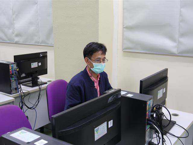 โครงการพัฒนาทักษะการใช้คอมพิวเตอร์