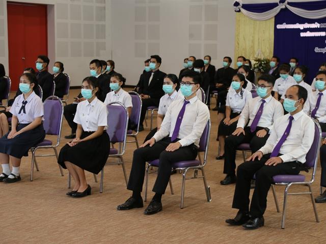 นักเรียนทุนพระราชทาน