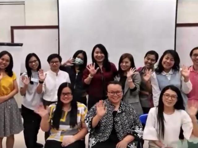 PT-XI Cheer-Up 1