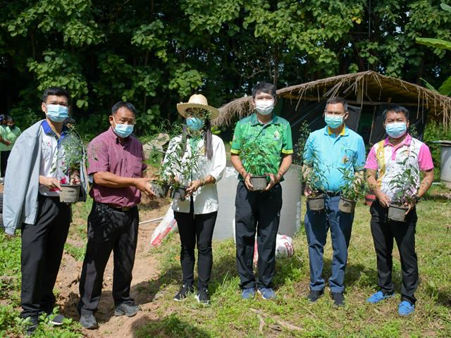 โครงการกิจกรรมเสริมความเป็นครู ตามหลักสูตรการศึกษาบัณฑิต “กิจกรรมจิตสาธารณะ”