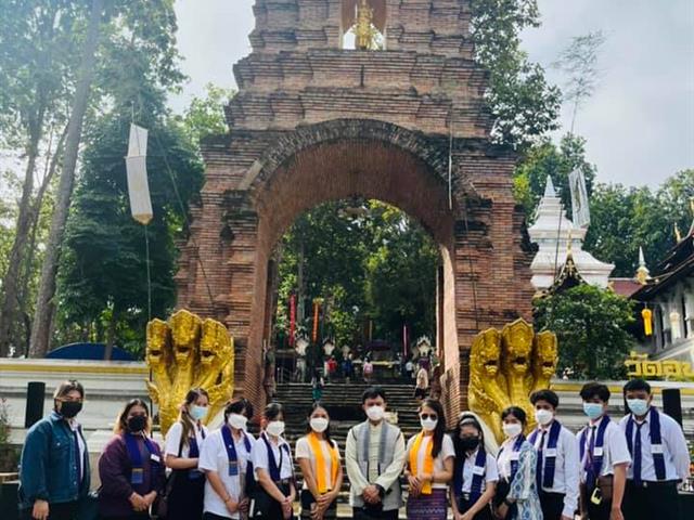 เมื่อวันที่ 6 - 7 พฤศจิกายน  ผศ.อุดม งามเมืองสกุล คณบดีคณะนิติศาสตร์ พร้อมด้วยผู้บริหาร  คณาจารย์ บุคลากร​ นิสิตและศิษย์เก่า​ร่วมงานปั่นฝ่ายสายบุญจุลกฐินสามัคคี ณ วัดอนาลโยทิพยาราม (ดอยบุษราคัม) อ.เมือง จ.พะเยา เพื่อสืบสานงานประเพณีอันดีงาม เพื่อน้อมนำถวายผ้ากฐินแด่พระภิกษุผู้อยู่จำพรรษา