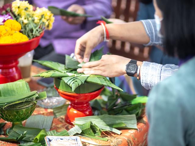 มหาวิทยาลัยพะเยา สืบสานประเพณี ดีกับสิ่งแวดล้อม  “ต๋ามประทีปปูจา ลอยกระทงขมาสายนที สืบสานป๋าเวณียี่เป็ง”