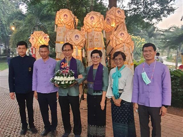 วิทยาลัยการศึกษา ร่วมกิจกรรม “ต๋ามประทีปปูจา ลอยกระทงขมาสายนที สืบสานป๋าเวณียี่เป็ง”