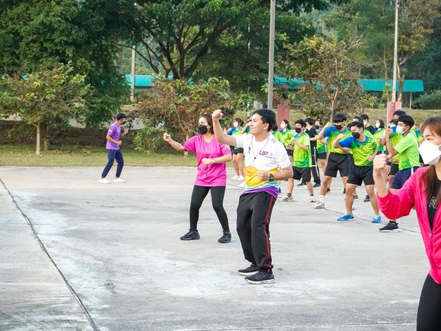 ออกกำลังกายเสริมสร้างสุขภาพ