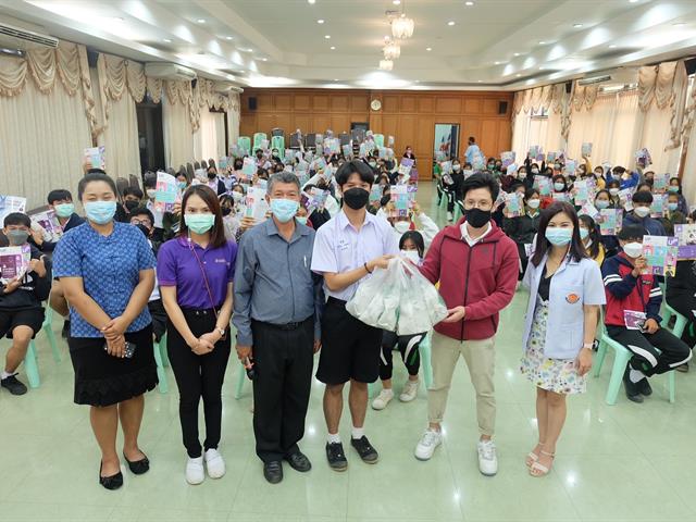 คณะวิทยาศาสตร์การแพทย์ออกแนะแนวการศึกษาต่อในระดับอุดมศึกษาให้กับโรงเรียนในพื้นที่จังหวัดสุโขทัย