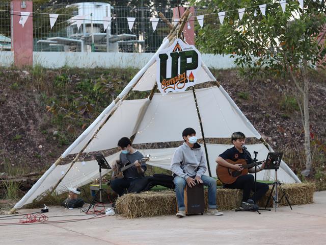 up camping