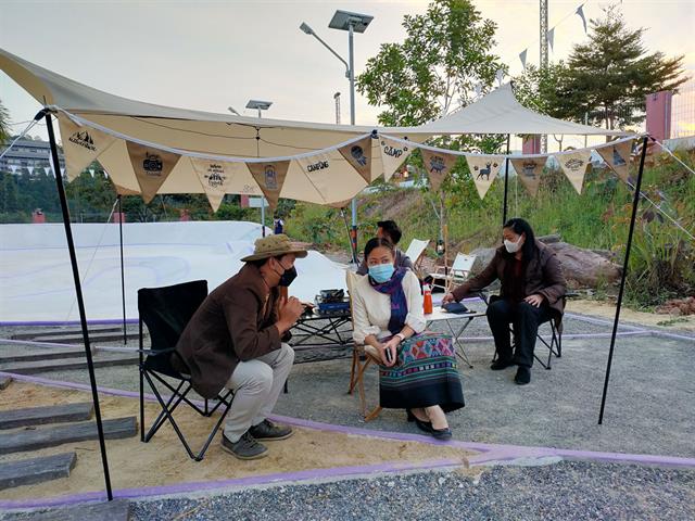 up camping