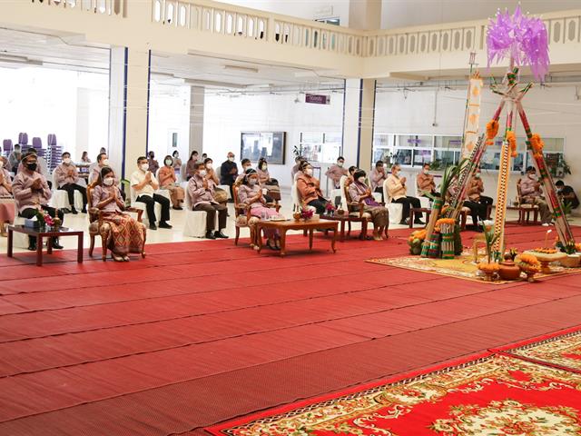 ทำบุญเนื่องในวันขึ้นปีใหม่ 