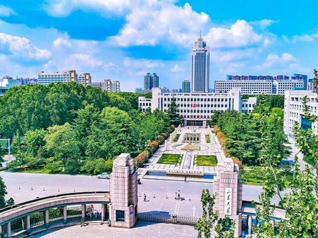 นิสิตสาขาวิชาภาษาจีน คณะศิลปศาสตร์ ได้รับทุนการศึกษาภาษาจีนแบบออนไลน์