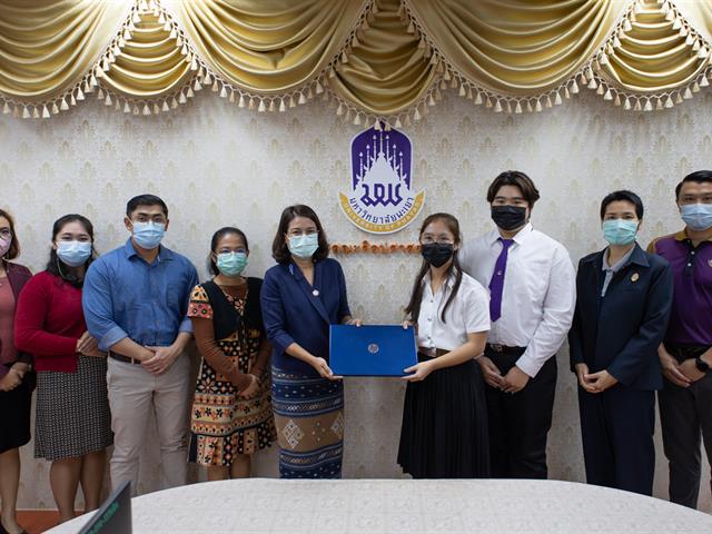 คณะศิลปศาสตร์ ร่วมกับ กองพัฒนาคุณภาพนิสิตและนิสิตพิการ มหาวิทยาลัยพะเยา ให้ความช่วยเหลือสนับสนุนอุปกรณ์ทางการศึกษาแก่นิสิตพิการ