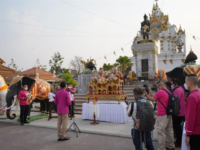 มหาวิทยาลัยพะเยา ร่วมงาน  ๕ มีนาคม ประเพณีบวงสรวงพ่อขุนงำเมือง