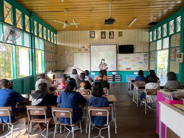 คณะศิลปศาสตร์ ดำเนินโครงการพัฒนาคุณภาพการศึกษาและการพัฒนาท้องถิ่น โดยมีสถาบันอุดมศึกษาเป็นพี่เลี้ยง ประจำปีการศึกษา 2564