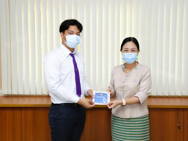นิสิตทุนพระราชทาฯ