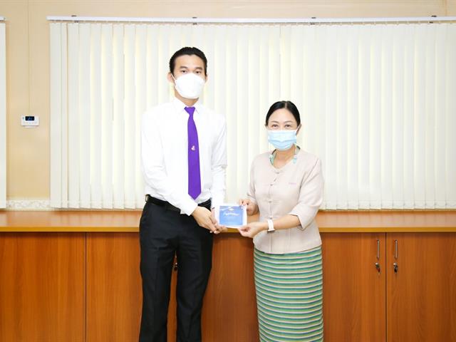 นิสิตทุนพระราชทาฯ