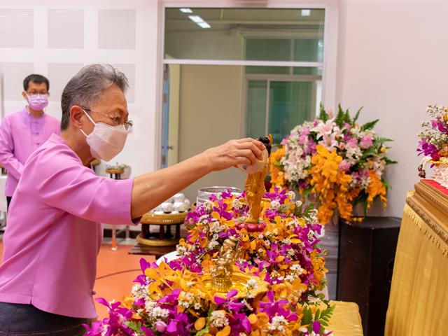 คณะศิลปศาสตร์จัดโครงการทำบุญคณะ สุขสะหรีปี๋ใหม่เมือง ประจำปี 2565