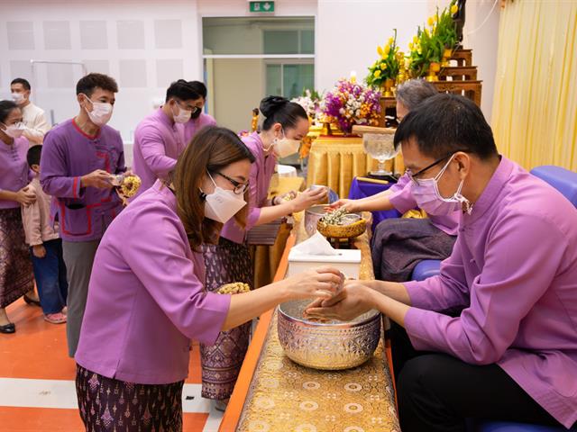คณะศิลปศาสตร์จัดโครงการทำบุญคณะ สุขสะหรีปี๋ใหม่เมือง ประจำปี 2565