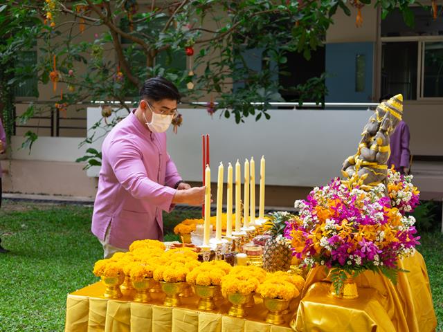 คณะศิลปศาสตร์จัดโครงการทำบุญคณะ สุขสะหรีปี๋ใหม่เมือง ประจำปี 2565