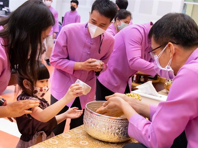 คณะศิลปศาสตร์จัดโครงการทำบุญคณะ สุขสะหรีปี๋ใหม่เมือง ประจำปี 2565