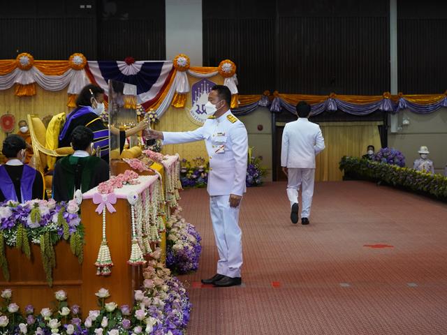 พิธีพระราชทานปริญญาบัตร