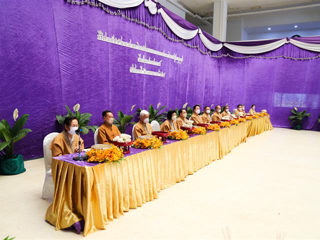 มหาวิทยาลัยพะเยาจัดพิธีสระเกล้าดำหัว นายกสภามหาวิทยาลัยพะเยา และกรรมการสภามหาวิทยาลัยผู้ทรงคุณวุฒิ เนื่องในเทศกาลสงกรานต์