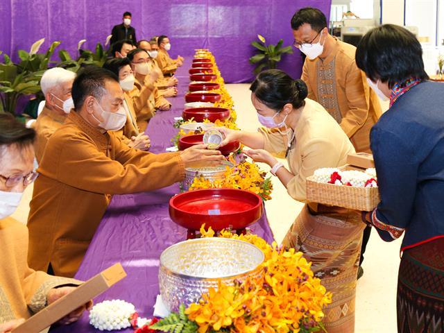 มหาวิทยาลัยพะเยาจัดพิธีสระเกล้าดำหัว นายกสภามหาวิทยาลัยพะเยา และกรรมการสภามหาวิทยาลัยผู้ทรงคุณวุฒิ เนื่องในเทศกาลสงกรานต์