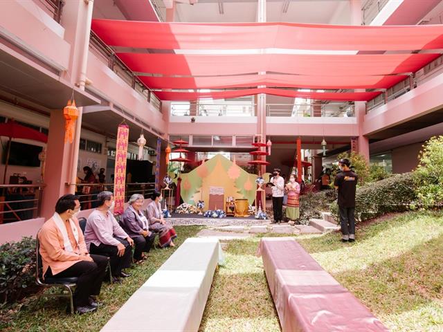 คณะเภสัชศาสตร์ พิธีสืบสานประเพณีสระเกล้าดำหัว