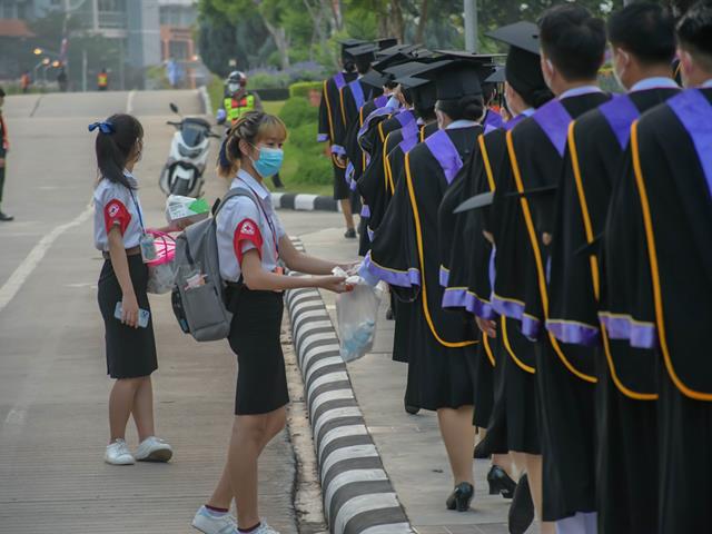 วิทยาลัยการศึกษา มหาวิทยาลัยพะเยา ขอแสดงความยินดี กับบัณฑิต มหาบัณฑิต และดุษฎีบัณฑิต ในพิธีพระราชทานปริญญาบัตร ประจำปีการศึกษา 2563
