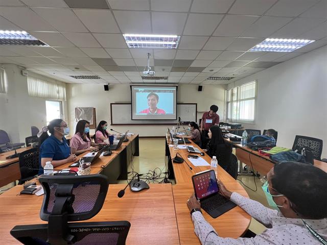 คณะสาธารณสุขศาสตร์ ได้จัดโครงการอบรมความปลอดภัยในห้องปฏิบัติการ คณะสาธารณสุขศาสตร์ ในเรื่องความปลอดภัยในห้องปฏิบัติการ สำหรับการปฏิบัติงาน