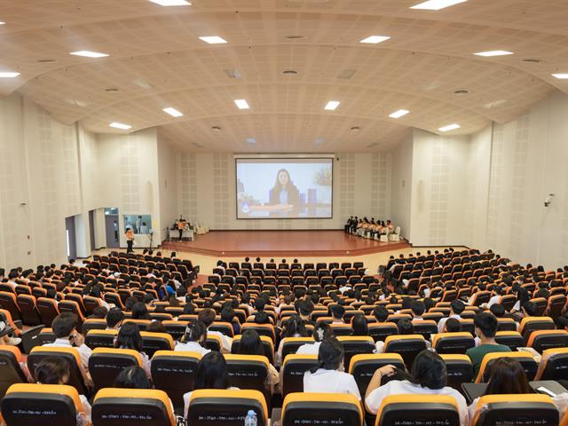 คณะศิลปศาสตร์จัดโครงการเตรียมความพร้อมด้านวิชาการและทักษะการใช้ชีวิตในมหาวิทยาลัย ของนิสิตชั้นปีที่ 1 คณะศิลปศาสตร์ ประจำปีการศึกษา 2565