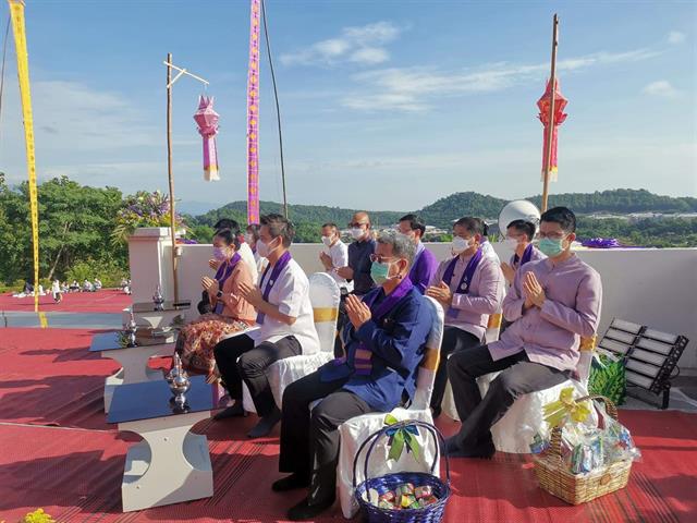 คณะสาธารณสุขศาสตร์ มหาวิทยาลัยพะเยา เข้าร่วมกิจกรรม ตักบาตรน้องใหม่และกิจกรรมมหกรรมจิตอาสา