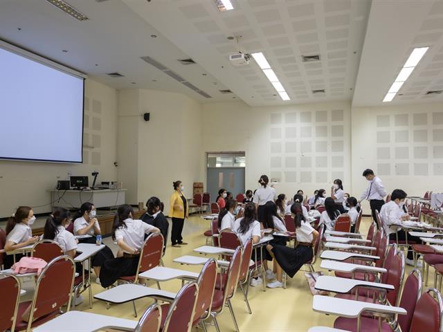 คณะศิลปศาสตร์จัดโครงการเตรียมความพร้อมด้านวิชาการและทักษะการใช้ชีวิตในมหาวิทยาลัย ของนิสิตชั้นปีที่ 1 คณะศิลปศาสตร์ ประจำปีการศึกษา 2565 (แยกสาขาวิชา)