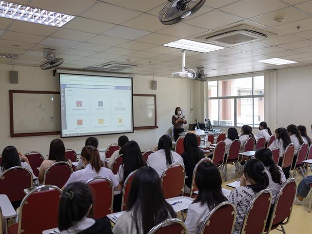 คณะศิลปศาสตร์จัดโครงการเตรียมความพร้อมด้านวิชาการและทักษะการใช้ชีวิตในมหาวิทยาลัย ของนิสิตชั้นปีที่ 1 คณะศิลปศาสตร์ ประจำปีการศึกษา 2565 (แยกสาขาวิชา)