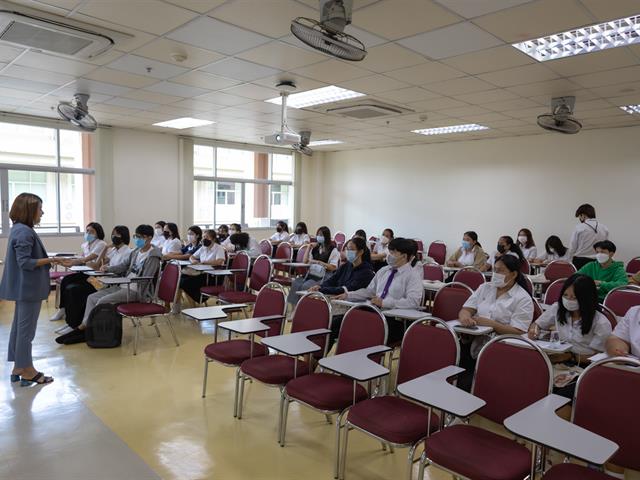 คณะศิลปศาสตร์จัดโครงการเตรียมความพร้อมด้านวิชาการและทักษะการใช้ชีวิตในมหาวิทยาลัย ของนิสิตชั้นปีที่ 1 คณะศิลปศาสตร์ ประจำปีการศึกษา 2565 (แยกสาขาวิชา)