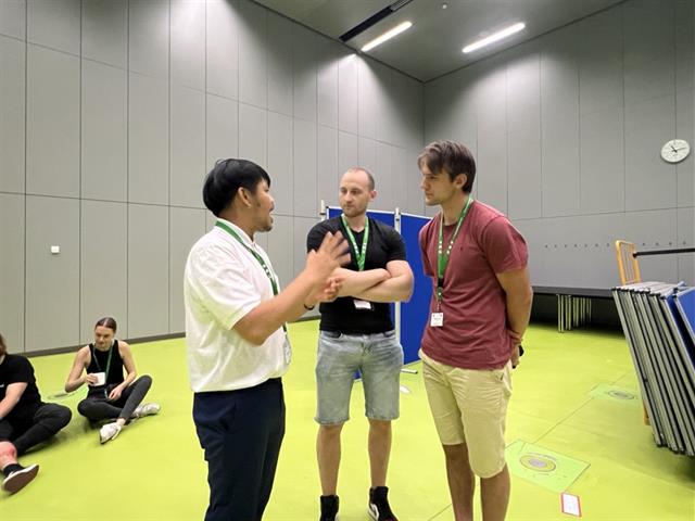 นำเสนอผลงานวิชาการ