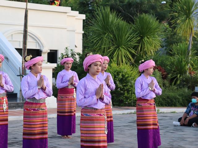สานสัมพันธ์รัฐศาสตร์และสังคมศาสตร์