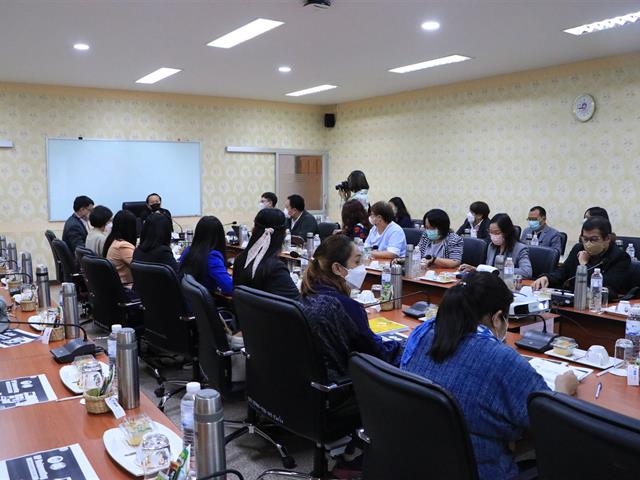 เข้าร่วมแลกเปลี่ยน Reinventing มหาวิทยาลัย