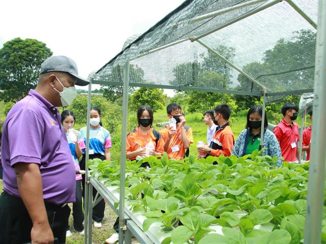 คณะเกษตรศาสตร์และทรัพยากรธรรมชาติ มหาวิทยาลัยพะเยา ต้อนรับคณะศึกษาดูงาน " ศูนย์เสริมสร้างความปรองดองสมานฉันท์ กองอำนวยการรักษาความมั่นคงภายในภาค 3 ค่ายสมเด็จพระเอกาทศรถ จังหวัดพิษณุโลก "