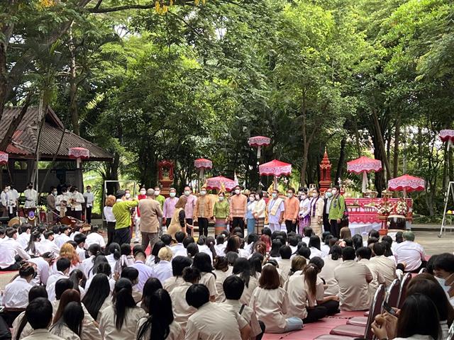 จัดพิธีไหว้ครูสล่าและไหว้ครูพื้นเมือง