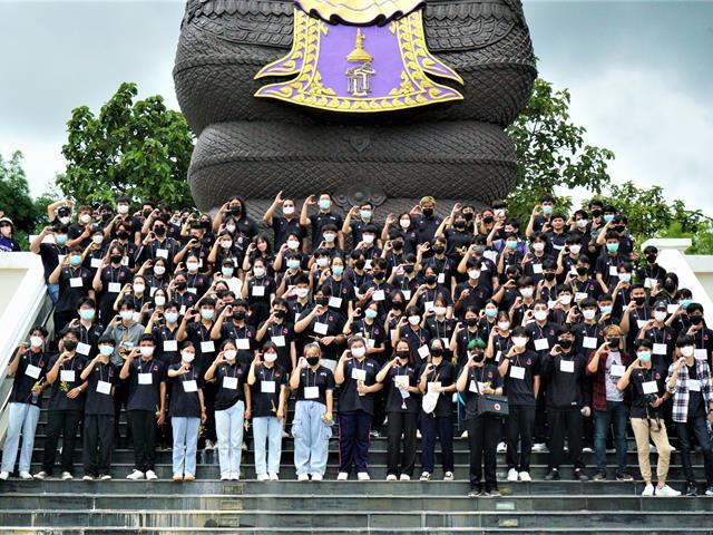 รับน้องใหม่ สานสัมพันธ์น้องพี่
