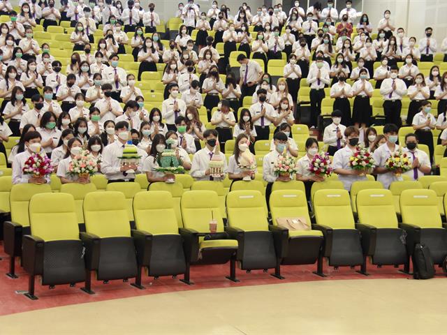 คณะสหเวชศาสตร์ มหาวิทยาลัยพะเยา จัดพิธีไหว้ครู คณะสหเวชศาสตร์ ประจำปีการศึกษา 2565 ณ อาคาร 99 ปี พระอุบาลีคุณูปมาจารย์ (ปวง ธ มมปญโญ) มหาวิทยาลัยพะเยา