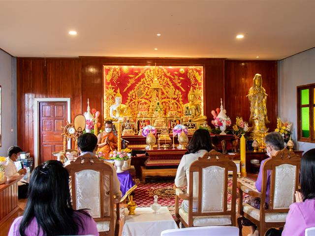 คณะศิลปศาสตร์จัดโครงการถวายเทียนส่องธรรม เนื่องในโอกาสวันอาสาฬหบูชาและวันเข้าพรรษา ๒๕๖๕